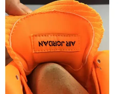 AQ3559-800 FLYKNIT “TOTAL ORANGE” JORDAN AQ3559-800 AIR 4 0408
